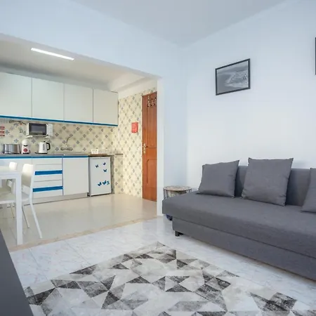 Apartment Figueira Sweet By Rent4all
